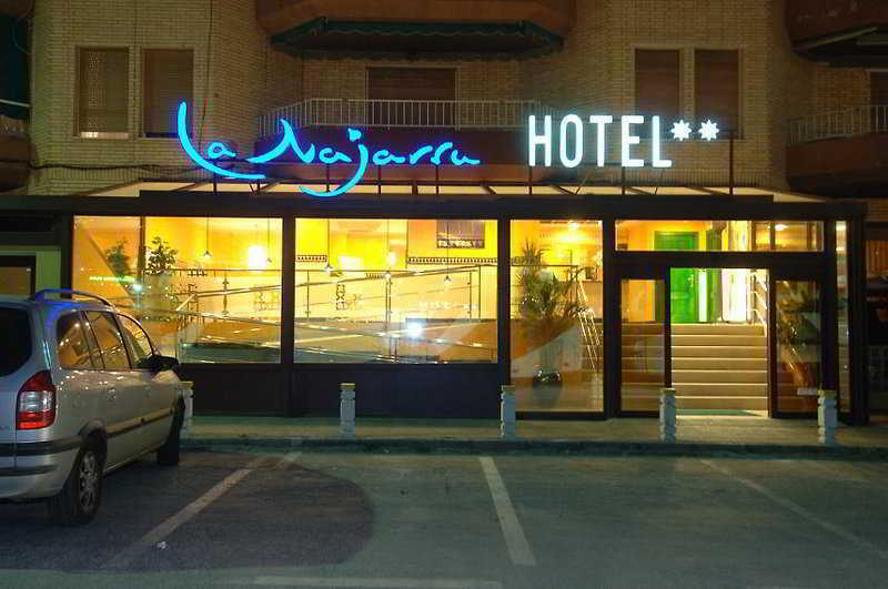 Noy 3*